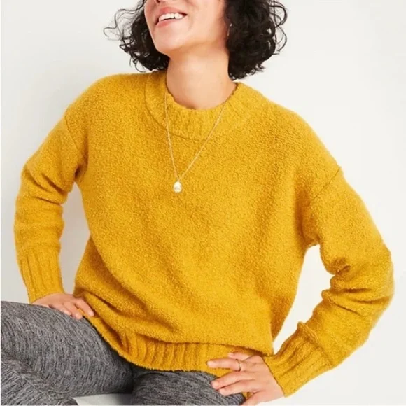 Old Navy Cozy Oversized Bouclé Crew Neck Sweater in Gold. NWT. XS - Picture 1 of 12